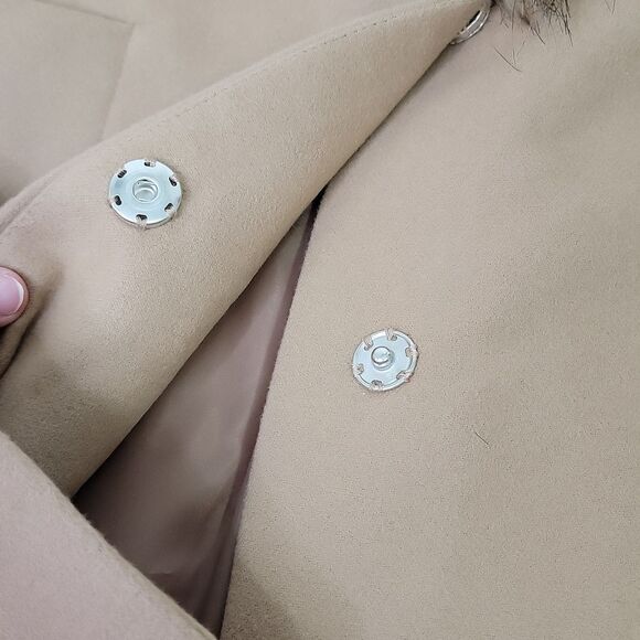 Covington. Contempo Camel Coat with Faux Fur Collar. Size Small. NWT - Picture 6 of 11